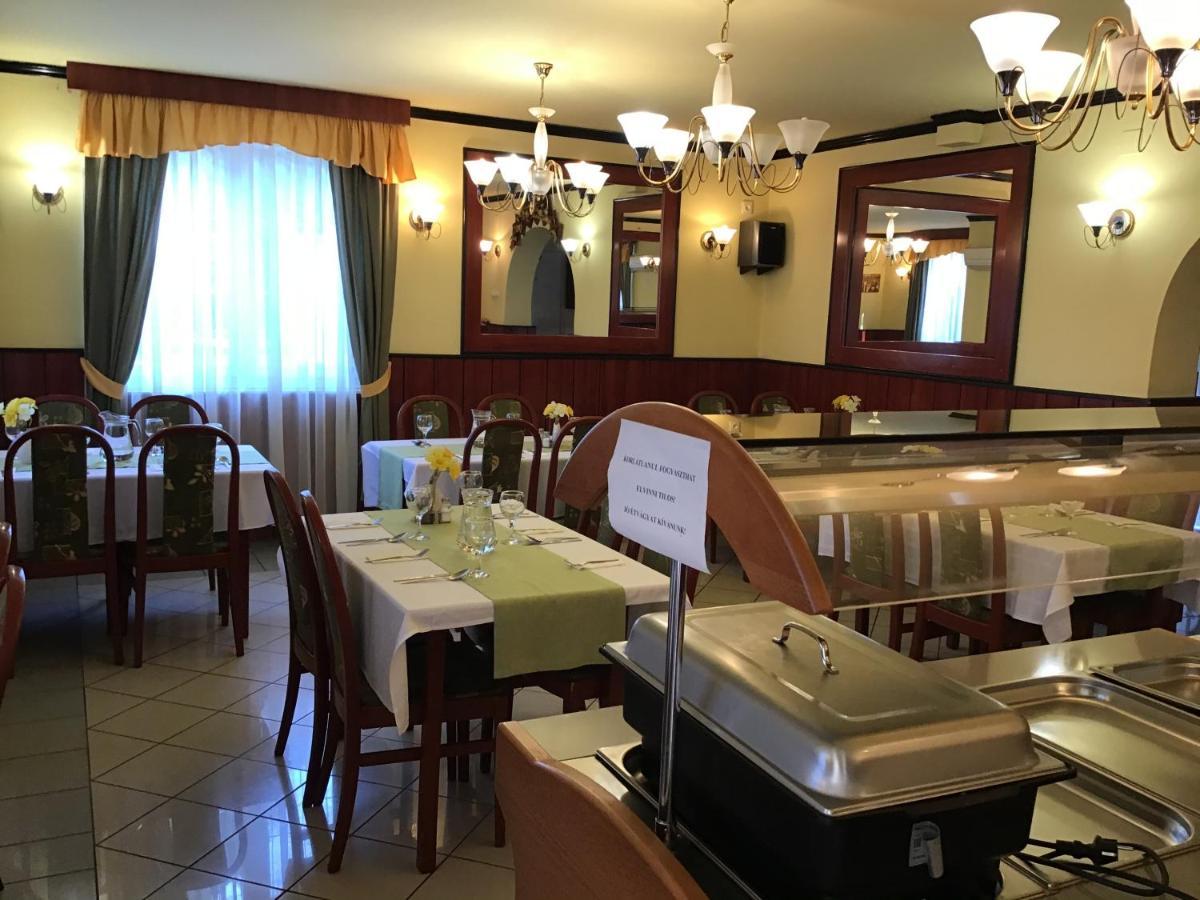 Nora Hotel Hajdúszoboszló 외부 사진